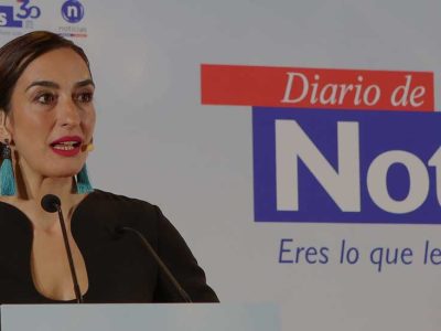 presentadora de eventos en Pamplona