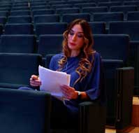 3presentadora-eventos-navarra-gala-premios-zuberoa-garcia Moderadora mesas redondas