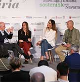 presentadora-eventos-navarra-movilidad-zuberoa-garcia Moderadora mesas redondas